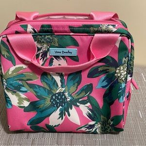 Vera Bradley insulated lunch bag